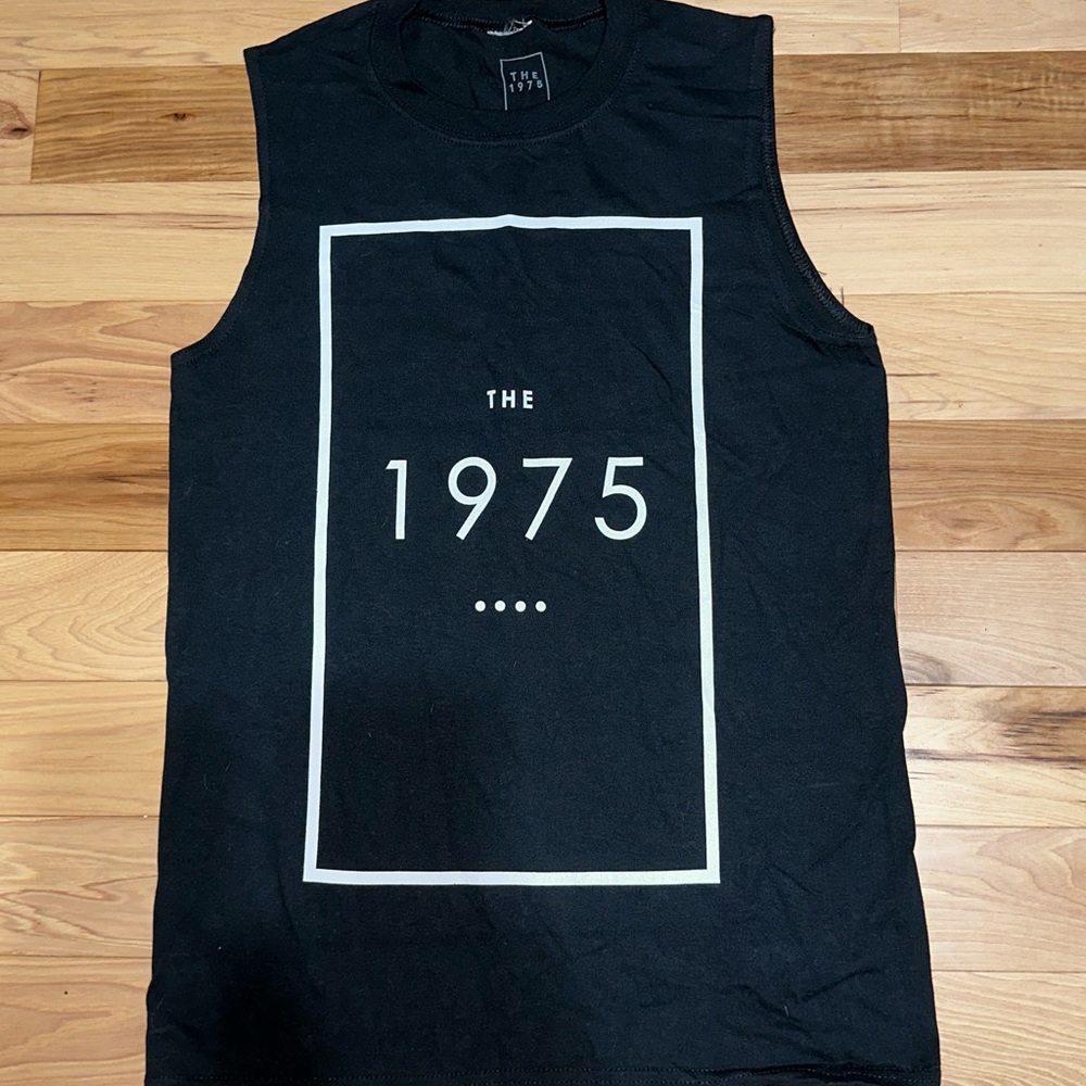 the 1975 logo muscle tank top